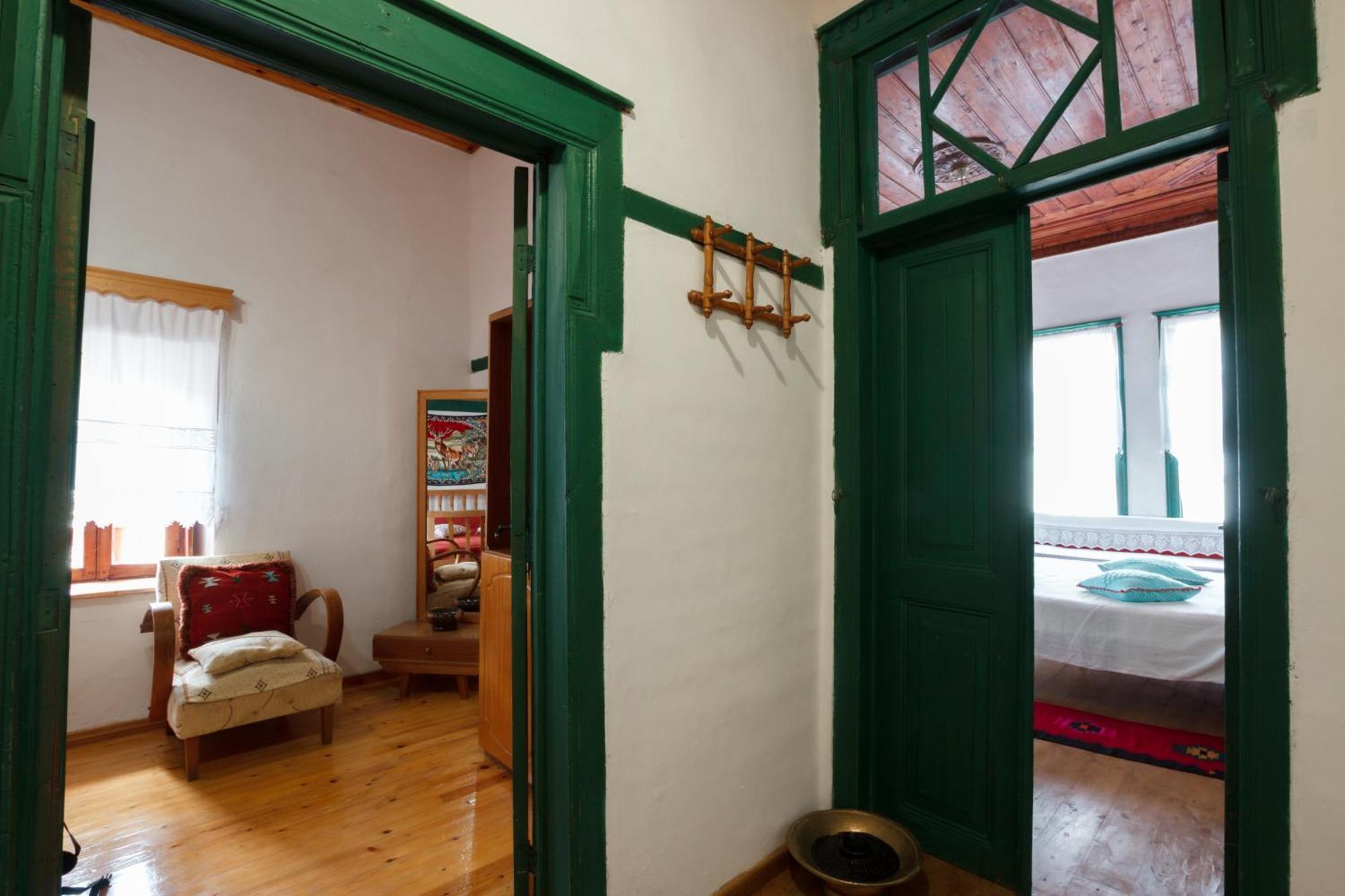 Guesthouse 1805 Gjirokastra Kültér fotó