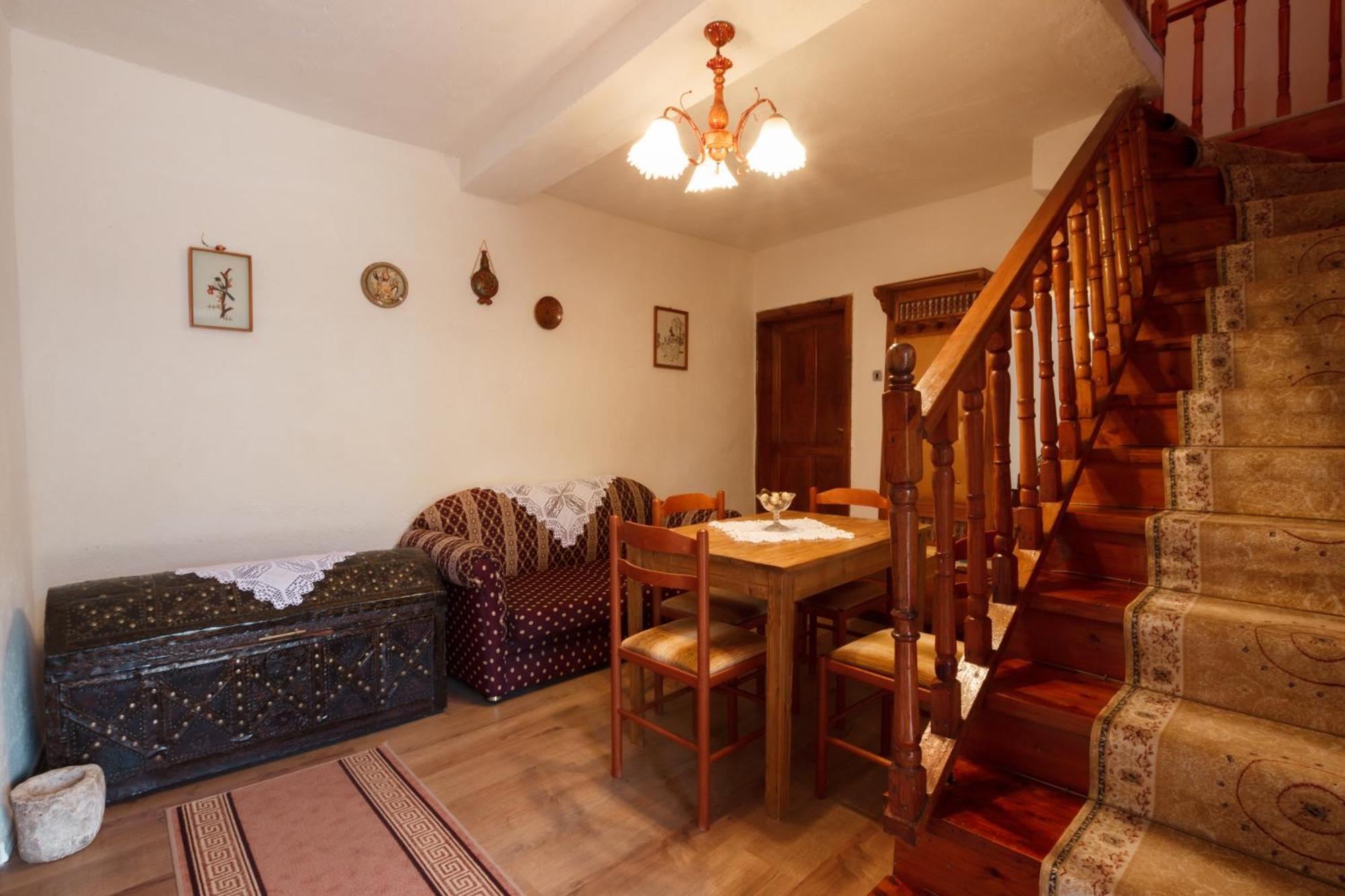 Guesthouse 1805 Gjirokastra Kültér fotó
