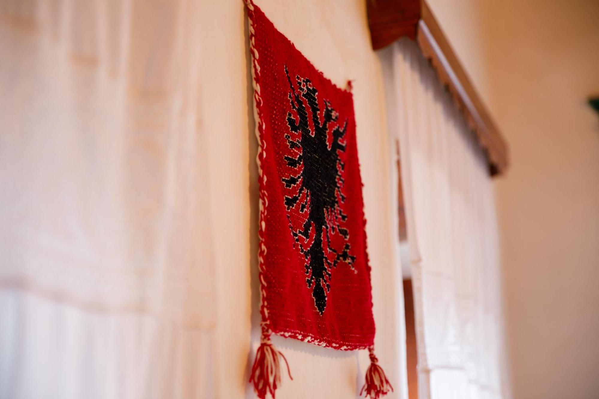 Guesthouse 1805 Gjirokastra Kültér fotó