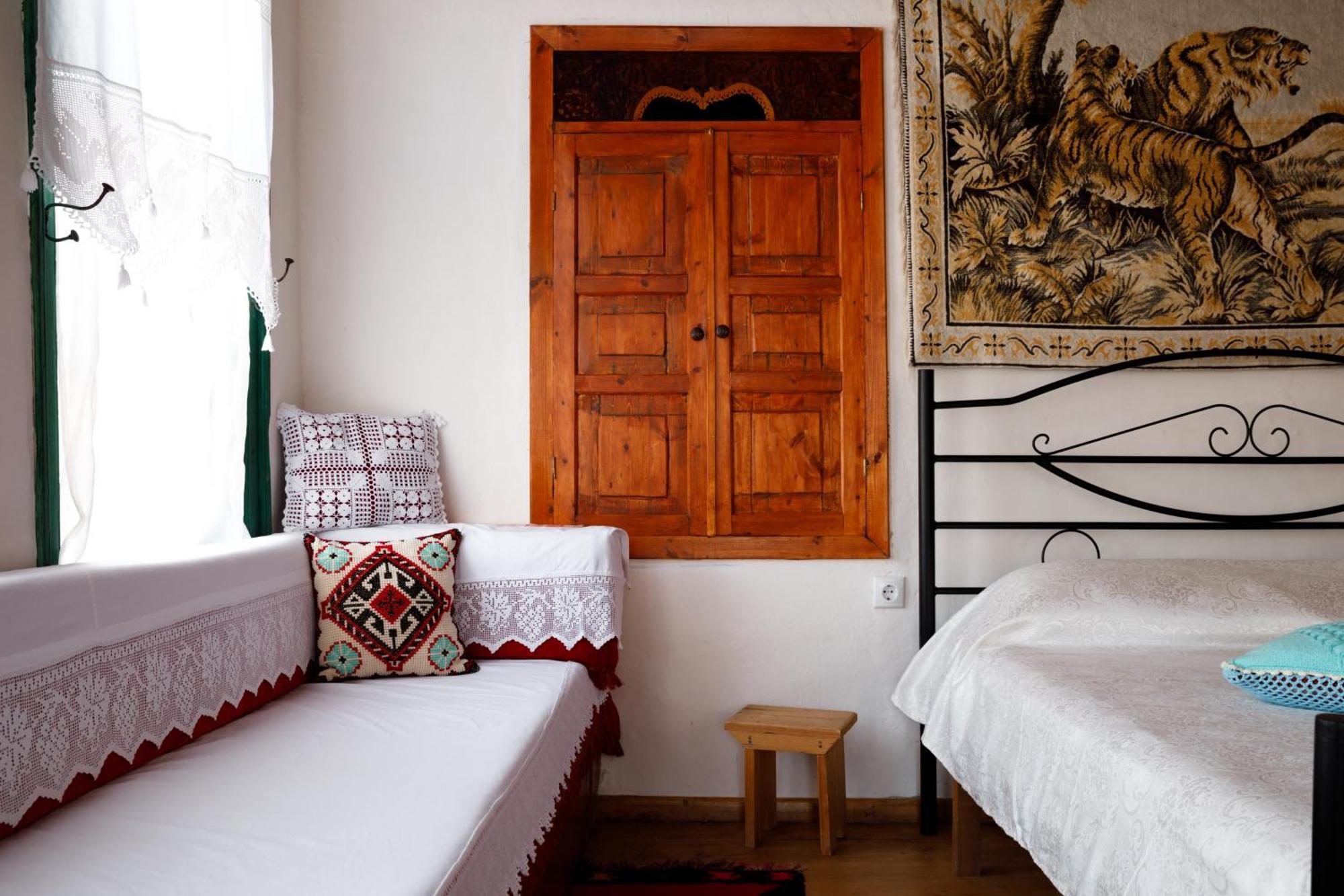 Guesthouse 1805 Gjirokastra Kültér fotó