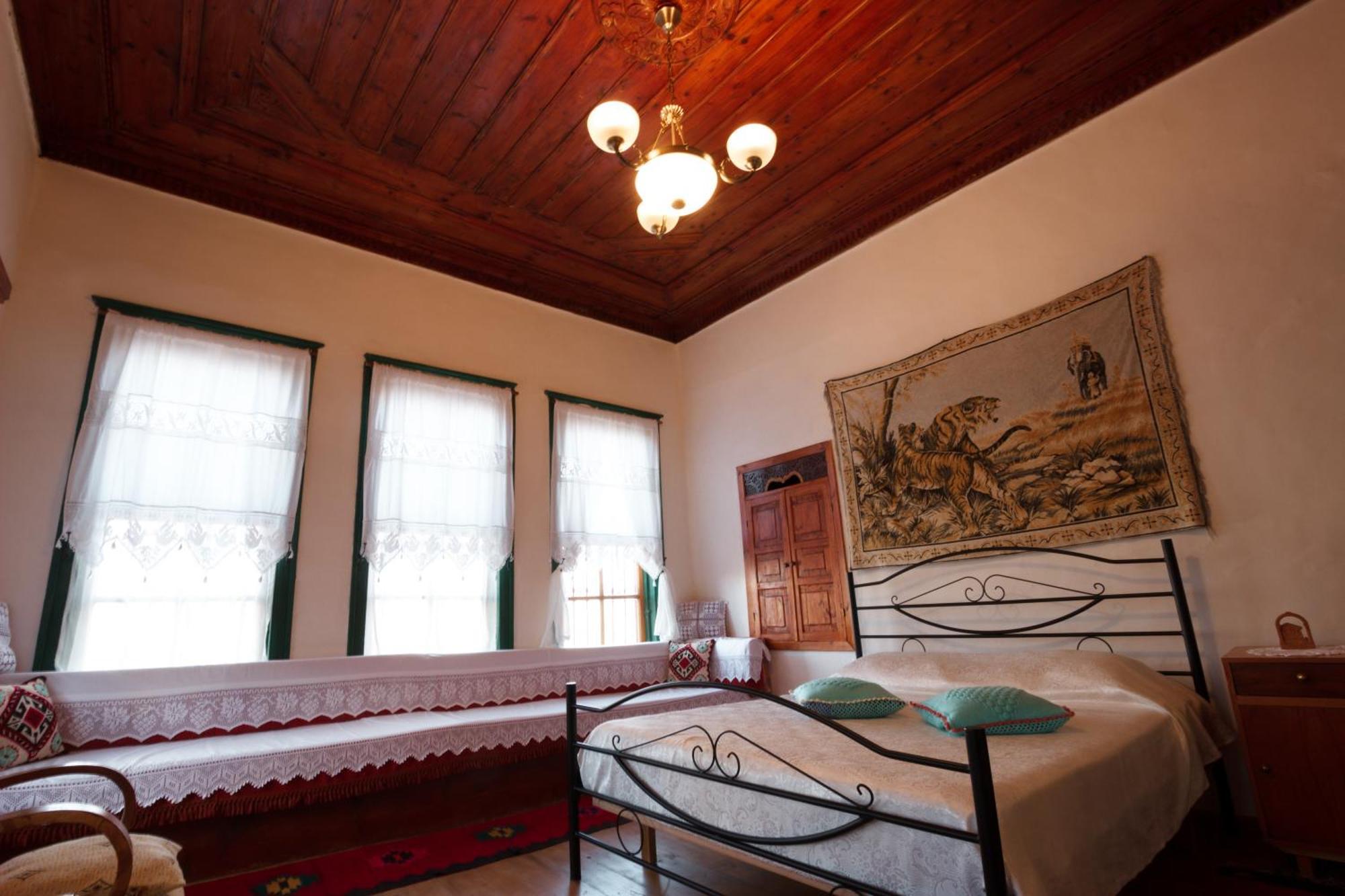Guesthouse 1805 Gjirokastra Kültér fotó